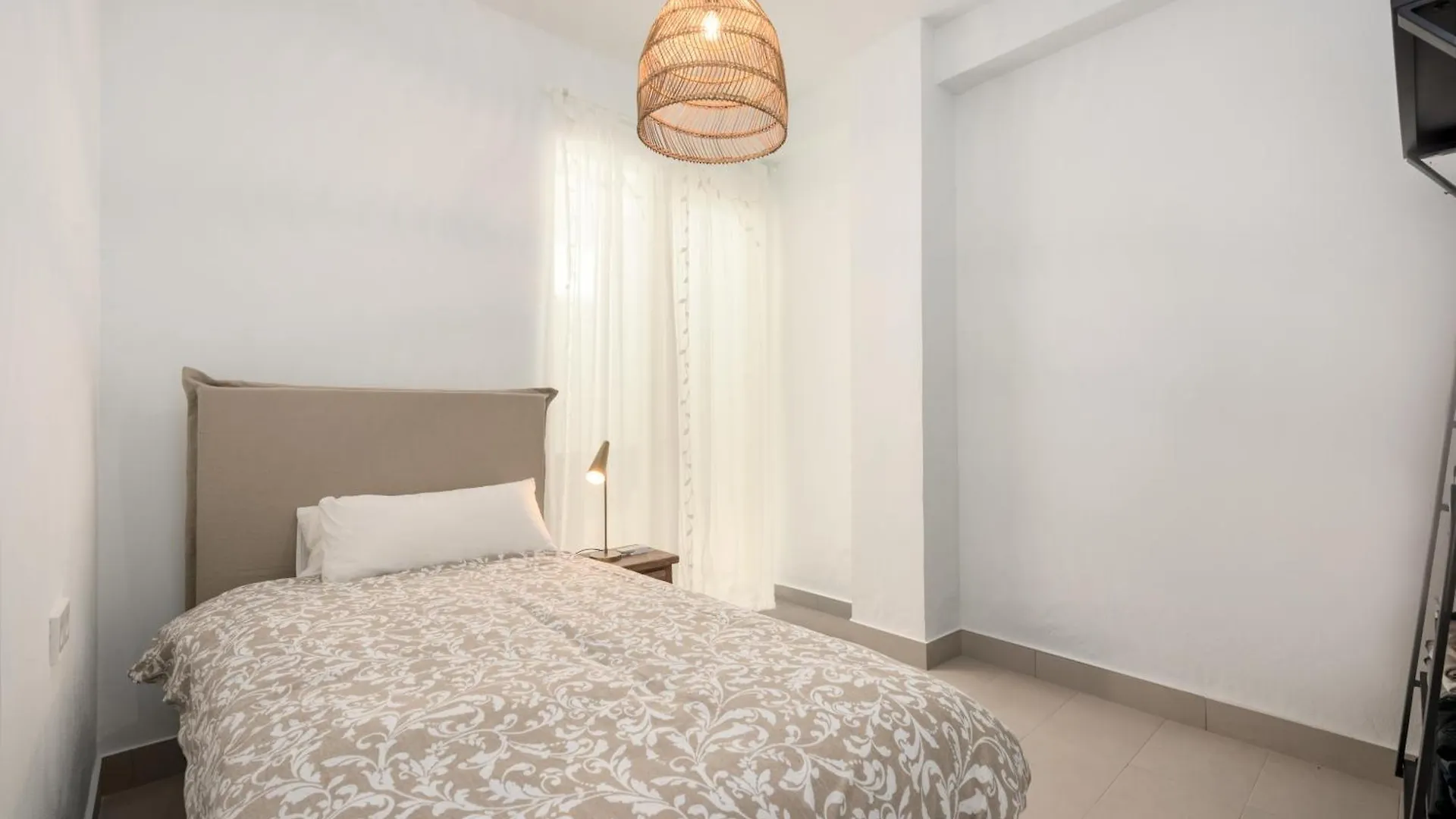 Апартаменты Vivienda Casares Эстепона 0*,  Испания